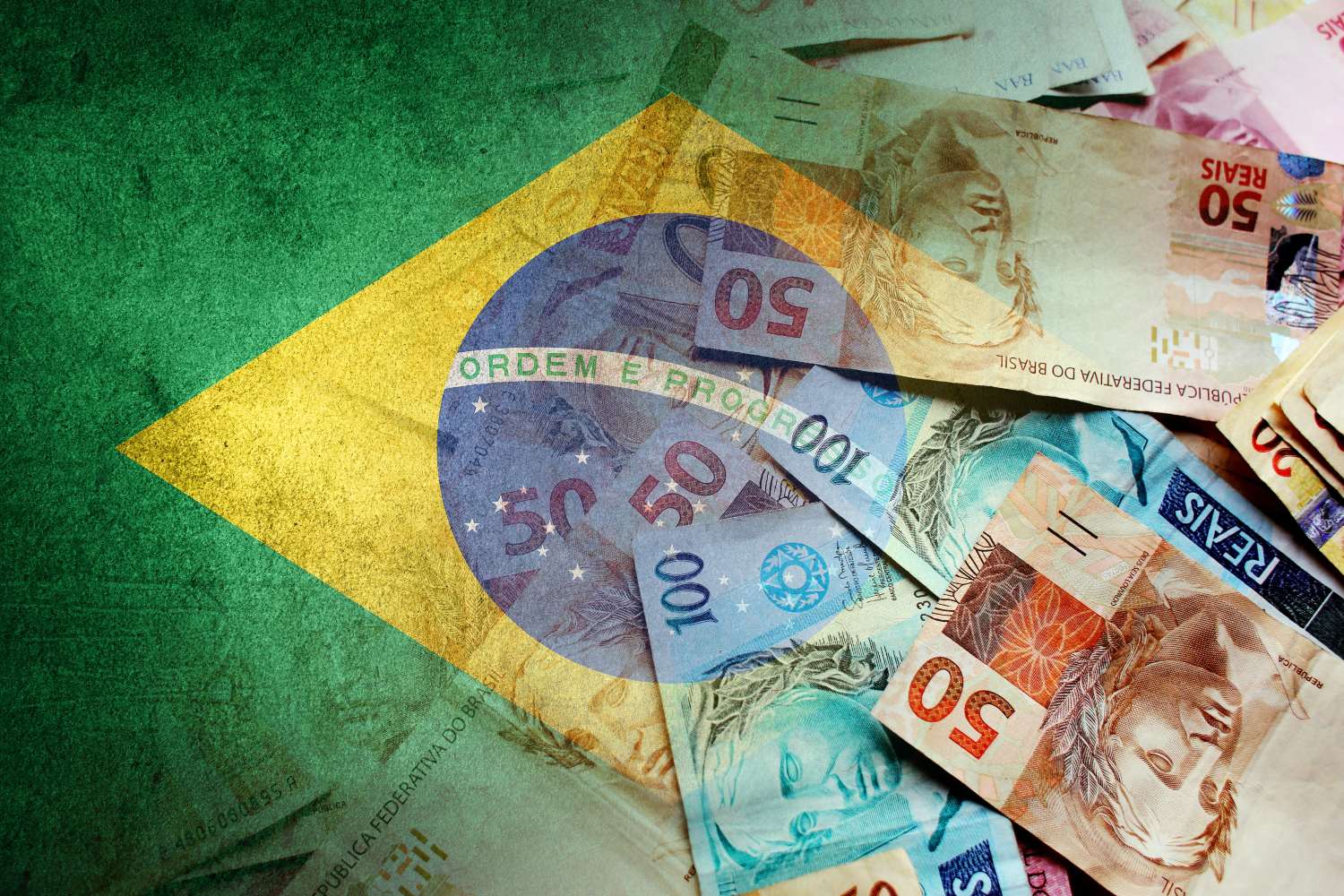 Dinheiro-bandeira-Brasil