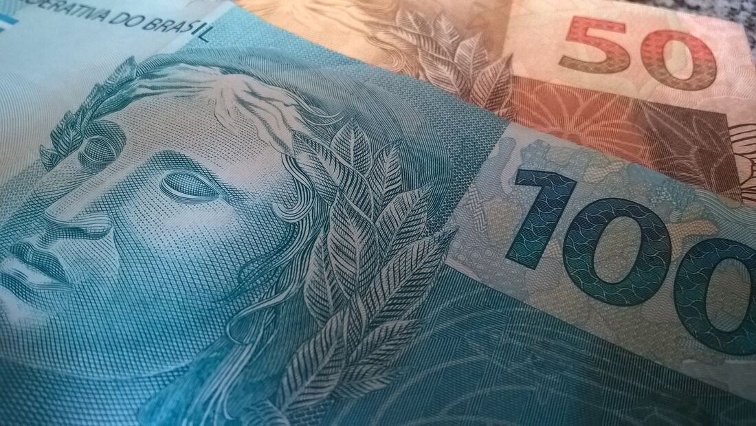 money-2387280-1920
